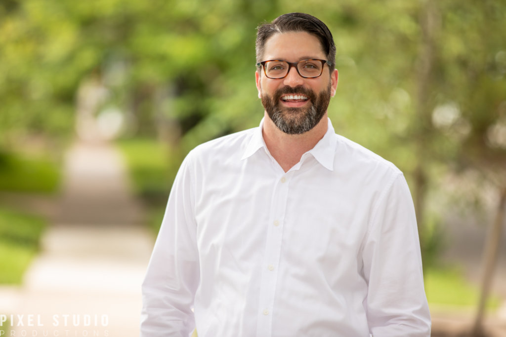 outdoor headshot in houston Headshot, Houston, Tx, Houston Texas, photographer, photography, headshots, business, professional, work, houston professional photographers, photographer houston tx,photography houston tx, photography in houston, professional headshots houston, photography studios in houston, best photographers in houston,